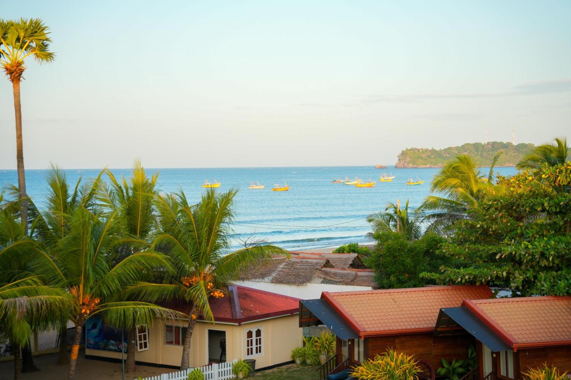 Jkab Beach Resort Trincomalee Exterior photo