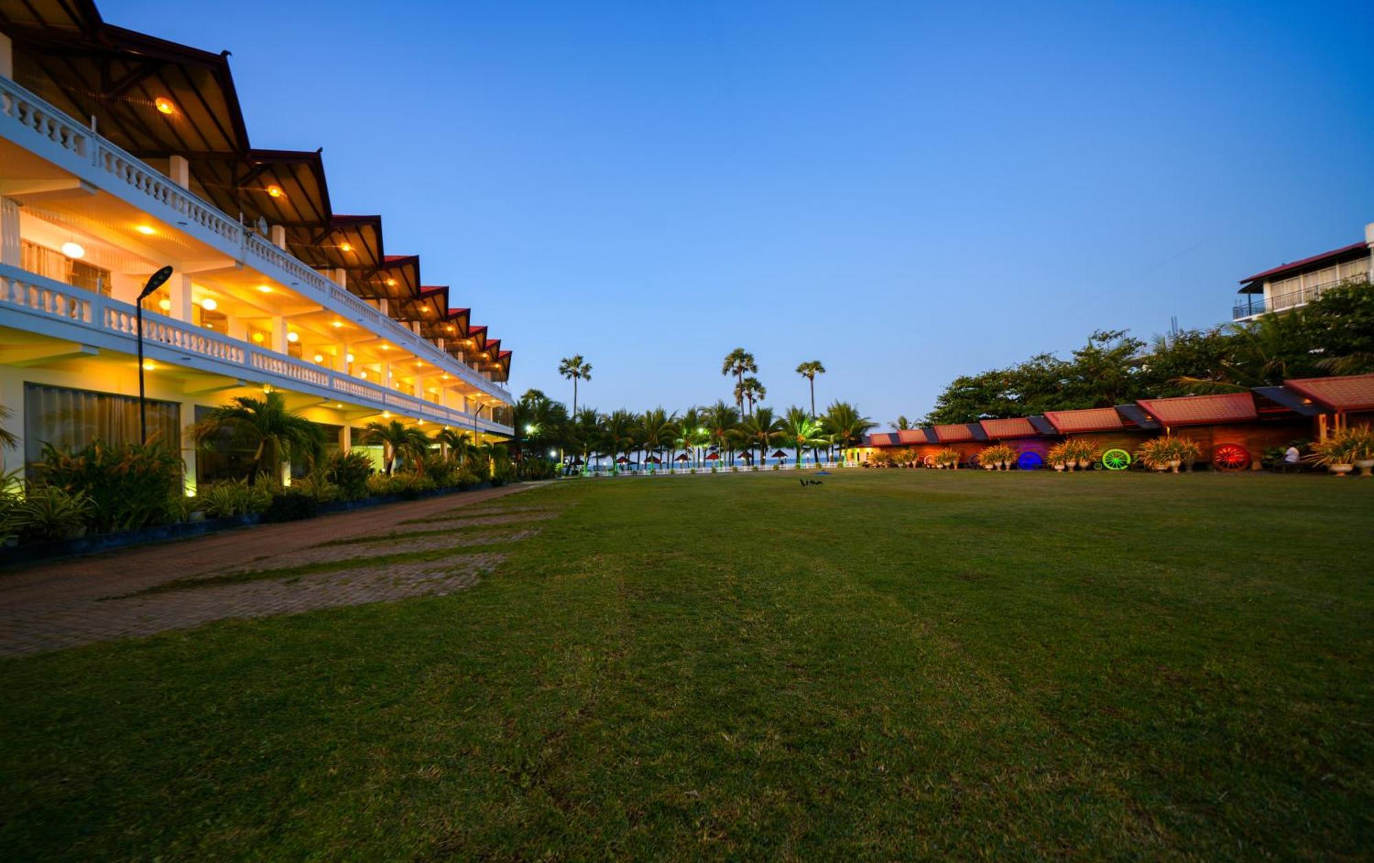 Jkab Beach Resort Trincomalee Exterior photo
