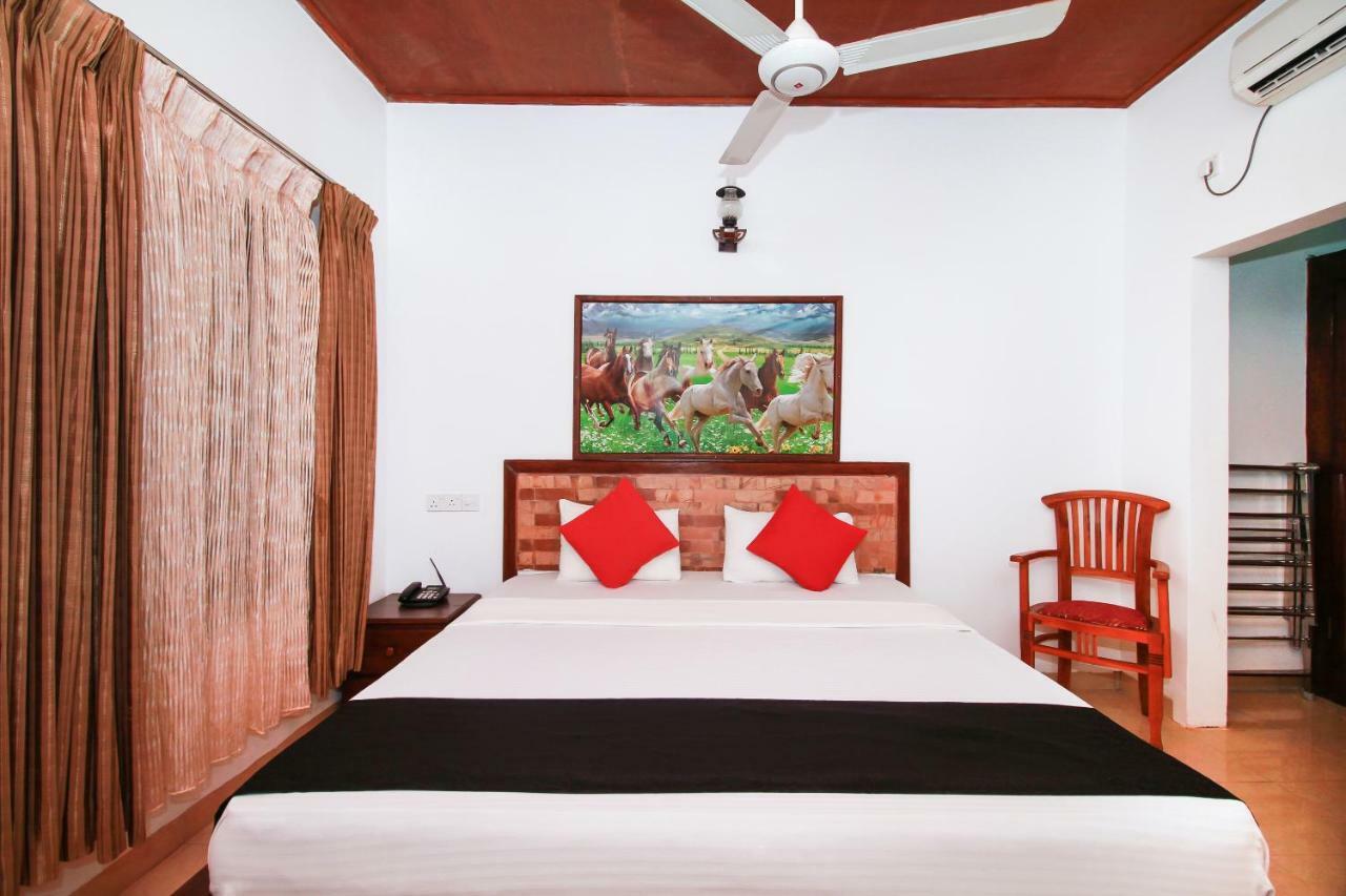 Jkab Beach Resort Trincomalee Exterior photo