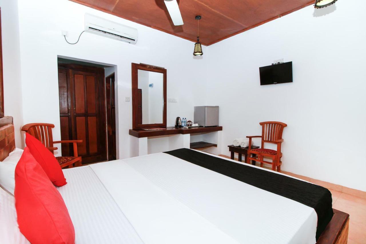 Jkab Beach Resort Trincomalee Exterior photo